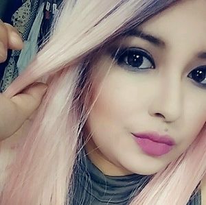 Meet your Posher, Gina